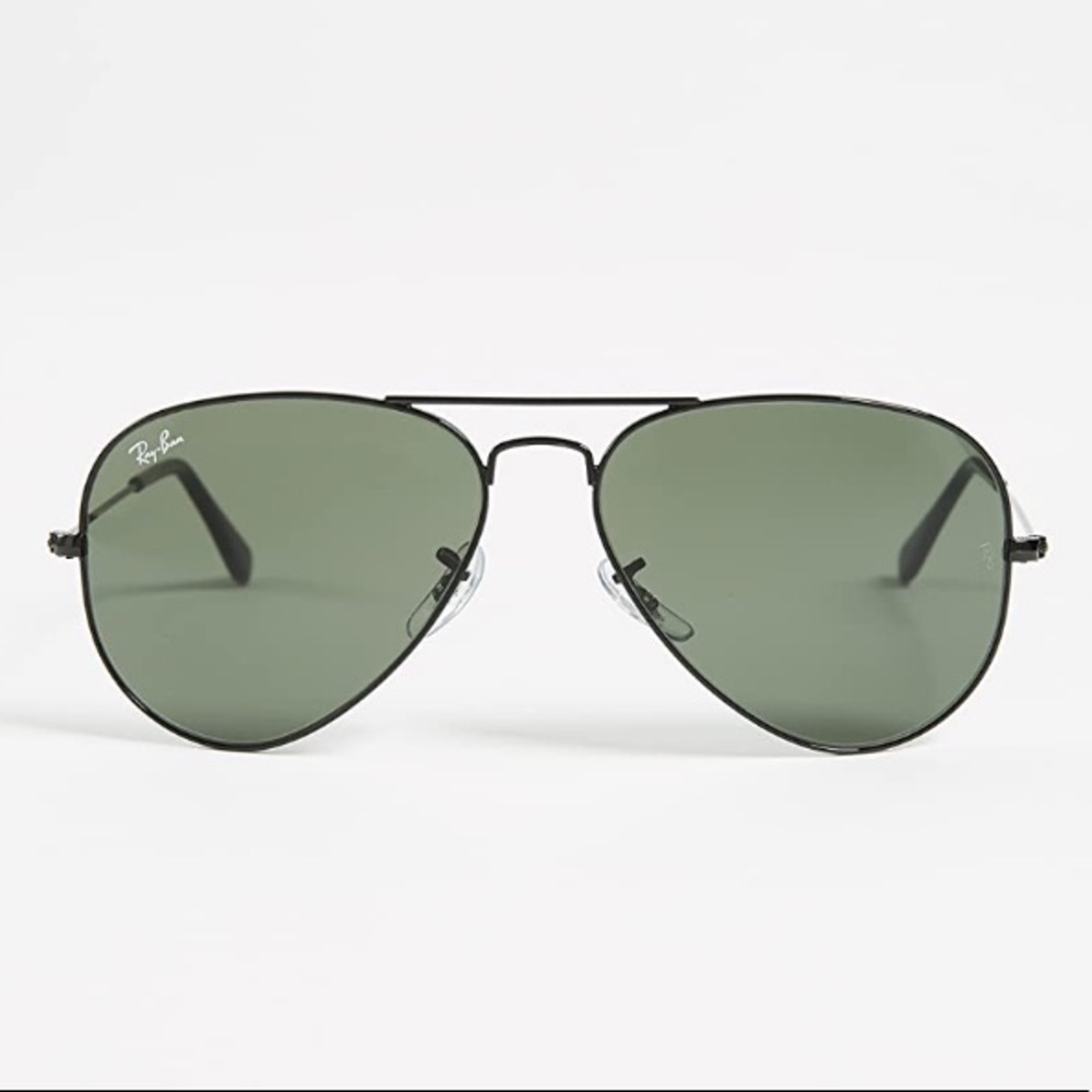 Ray-Ban classic aviator sunglasses in black. 58mm. - Picture 2 of 8